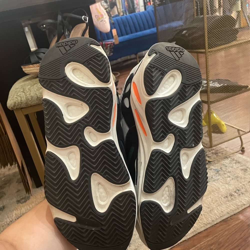 ❌ - sold 💯 YEEZY - Picture 3 of 4
